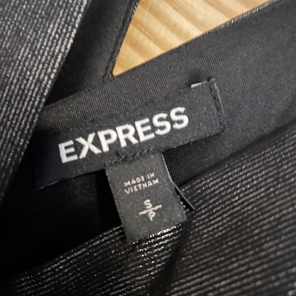 EXPRESS Jumpsuit - Picture 15 of 16